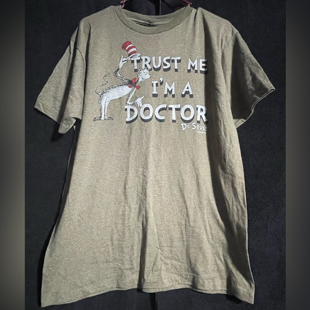 NWT Dr. Seuss Mocha Heather Tee with Graphic